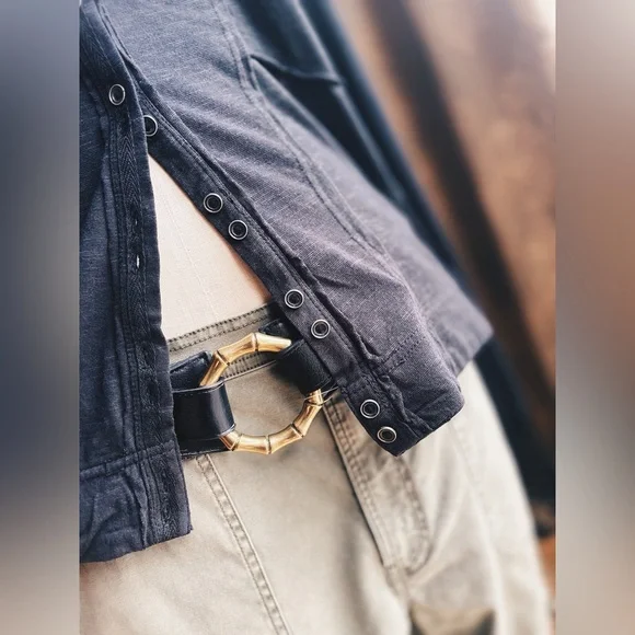 NWT Free People Rosebud Cuff Lace Top - Black - Size XL - Picture 7 of 16